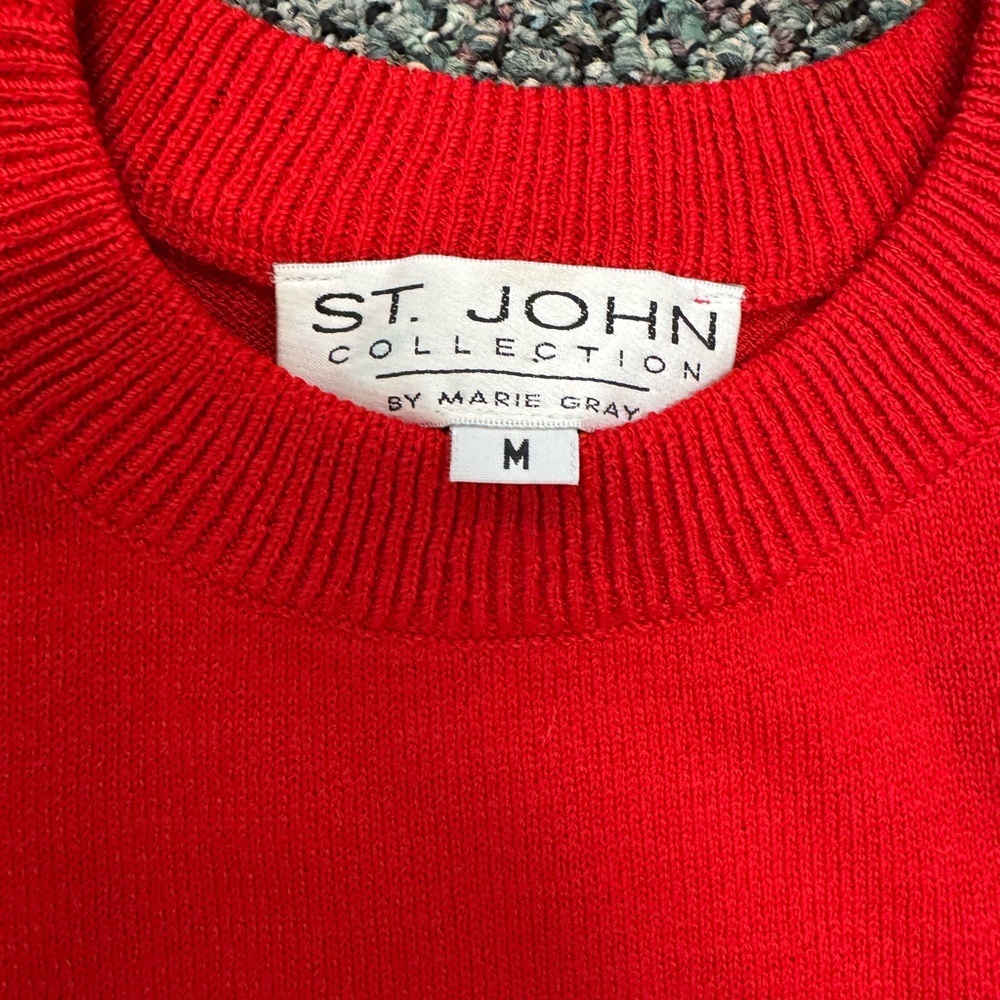 Vintage ST JOHN Collection Red & Gold Paris Charm Bracelet Graphic Sweater-M - Picture 3 of 7